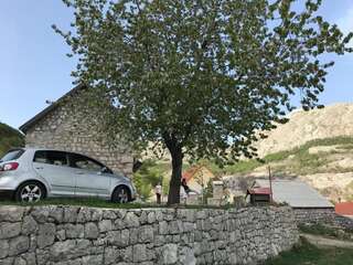 Дома для отпуска Lovcen Holiday Home Цетине Дом для отпуска-31