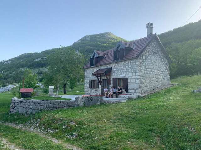 Дома для отпуска Lovcen Holiday Home Цетине-12