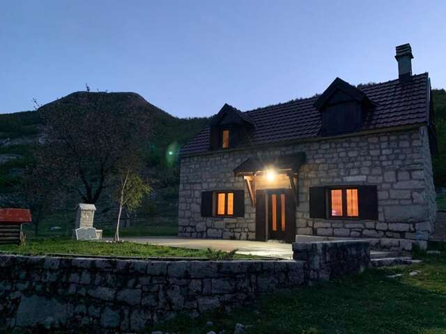 Дома для отпуска Lovcen Holiday Home Цетине-15